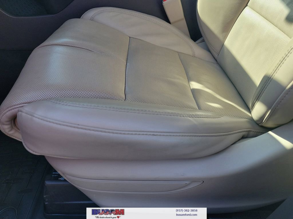 Used 2023 Lincoln Aviator Reserve w/ Equipment Group 201A image 17