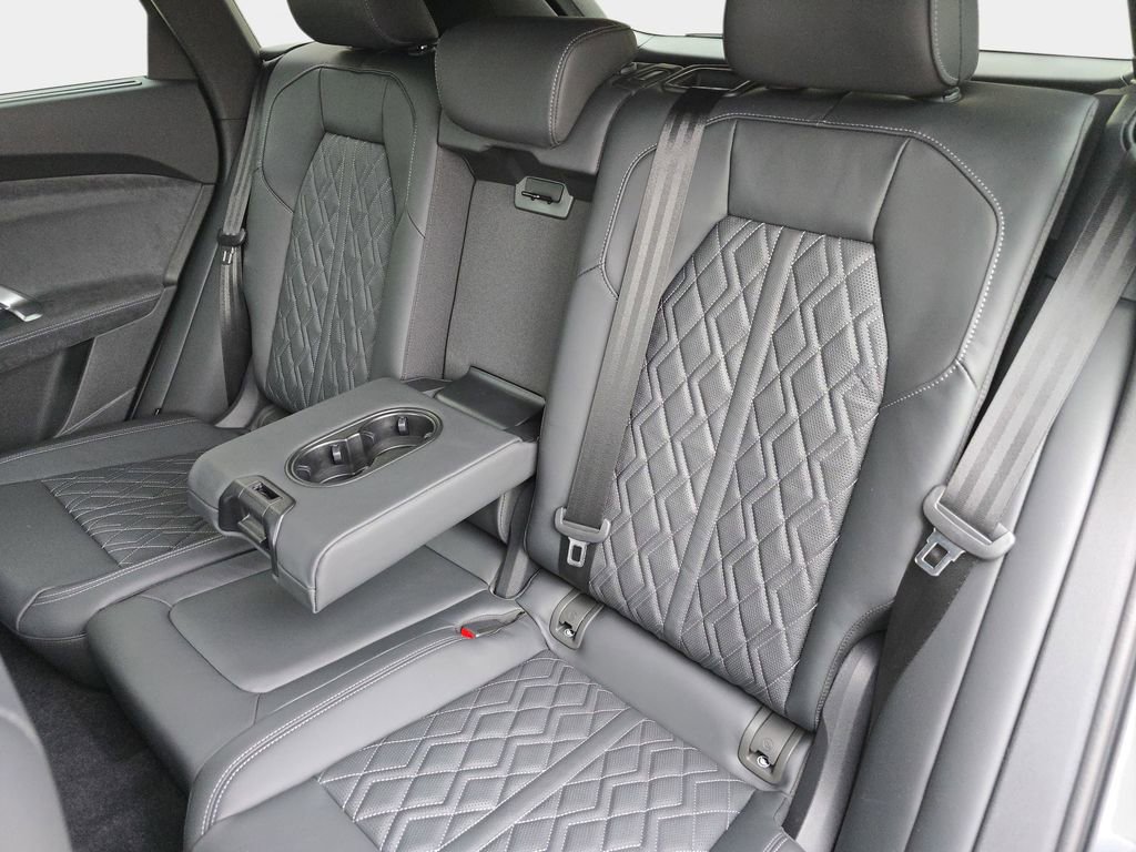 New 2026 Audi SQ5 Premium Plus image 14