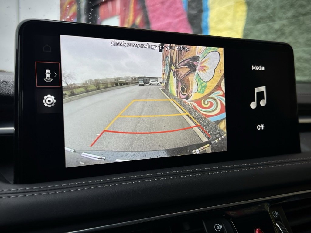 Used 2022 Genesis G70 2.0T image 49