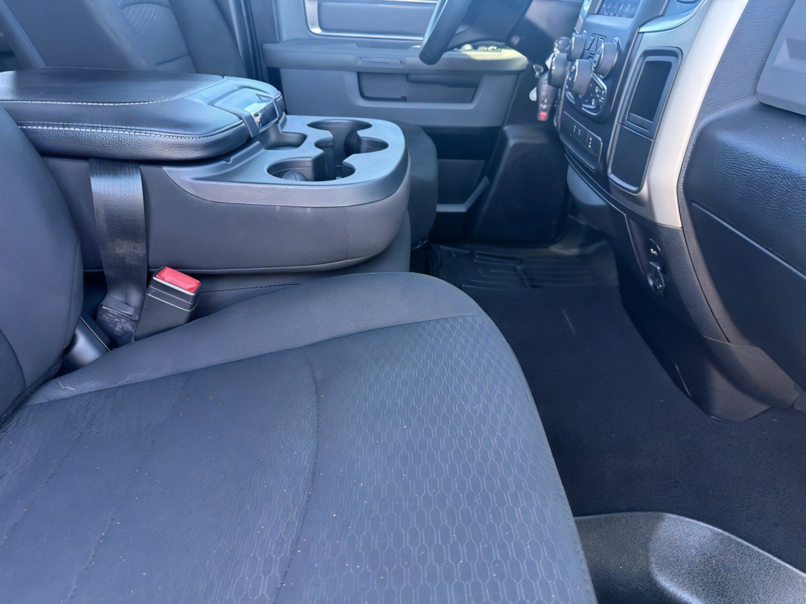 Used 2020 RAM 1500 Classic Warlock w/ Electronics Group image 30