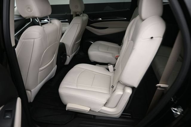 Used 2022 Buick Enclave Essence w/ Experience Buick Package FWD image 13