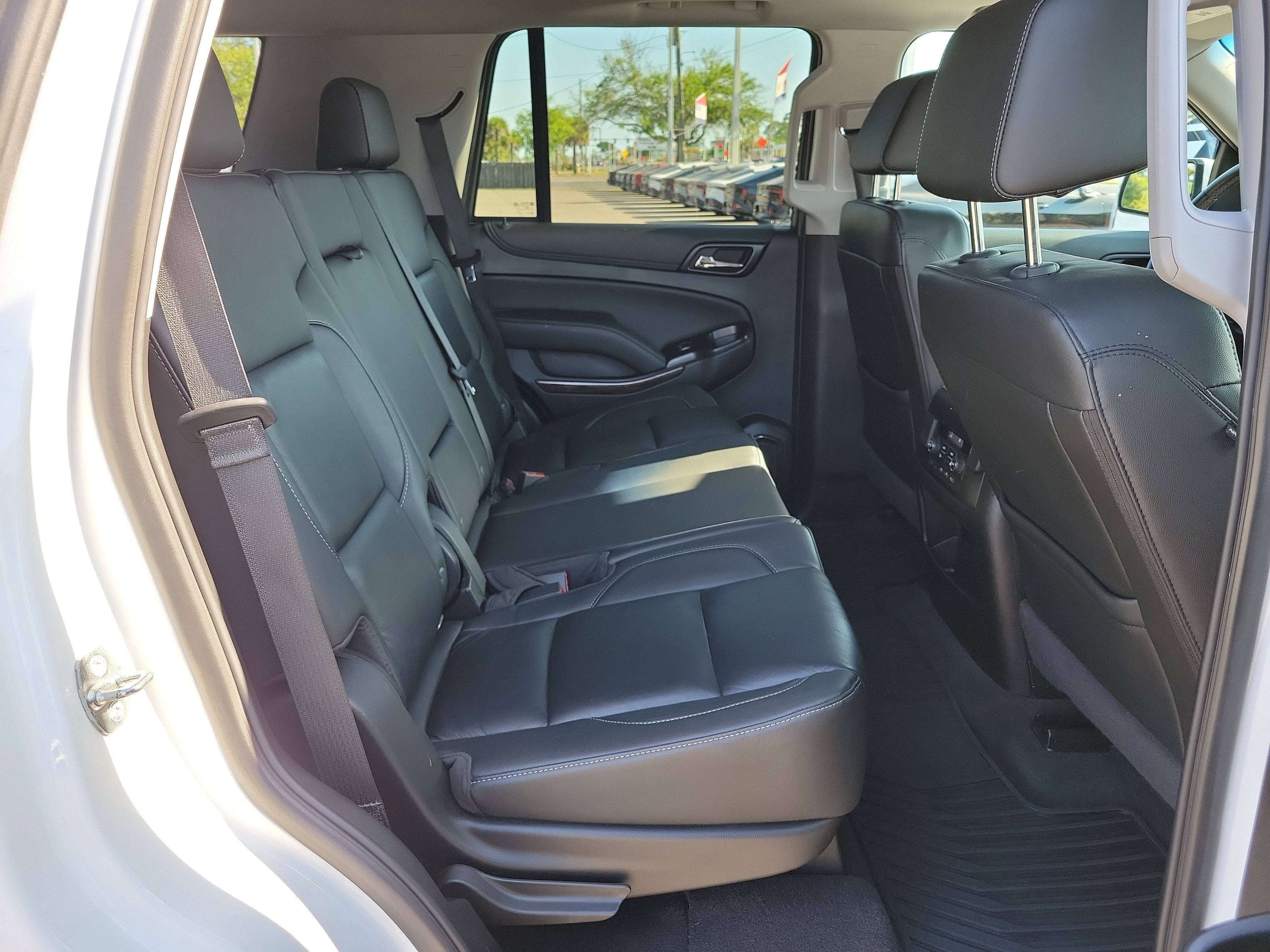 Used 2020 Chevrolet Tahoe LT AWD/4WD image 12