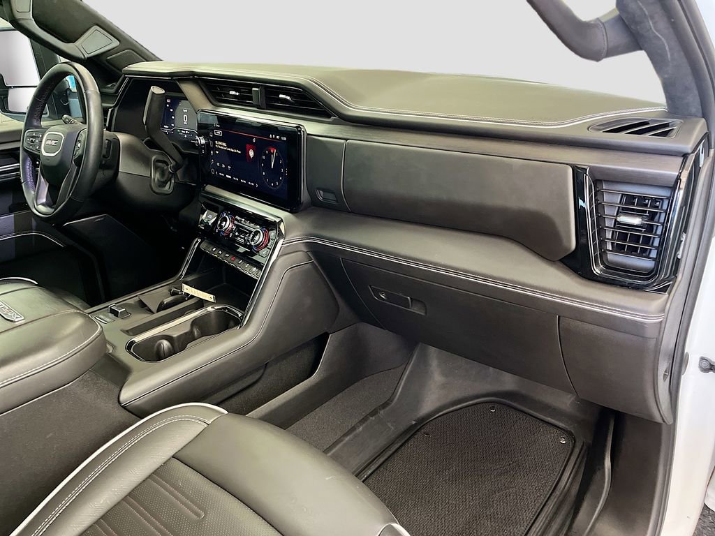 Used 2024 GMC Sierra 2500 AT4X w/ Snow Plow Prep/Camper Package image 31