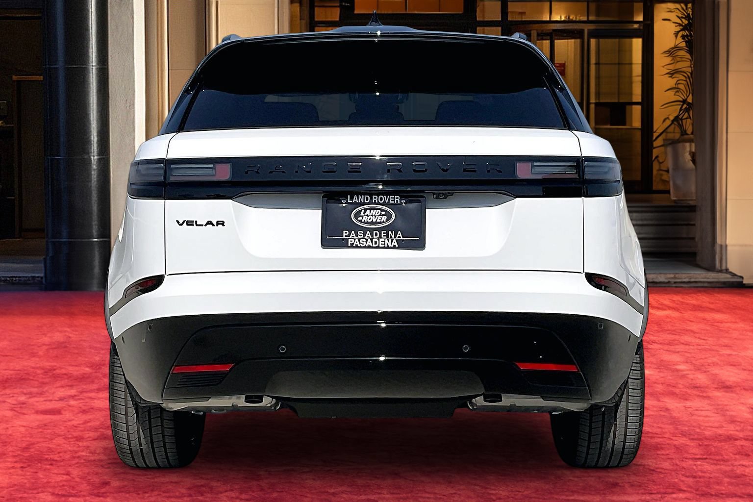 New 2026 Land Rover Range Rover Velar Dynamic SE AWD/4WD image 5