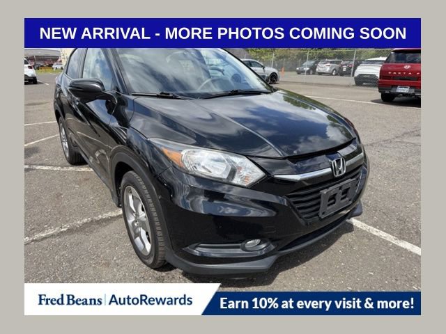 Used 2017 Honda HR-V EX image 1