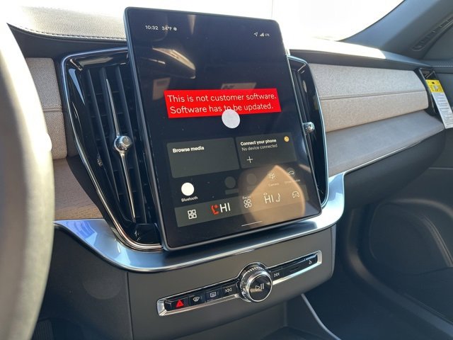 New 2026 Volvo XC90 B6 Core image 15