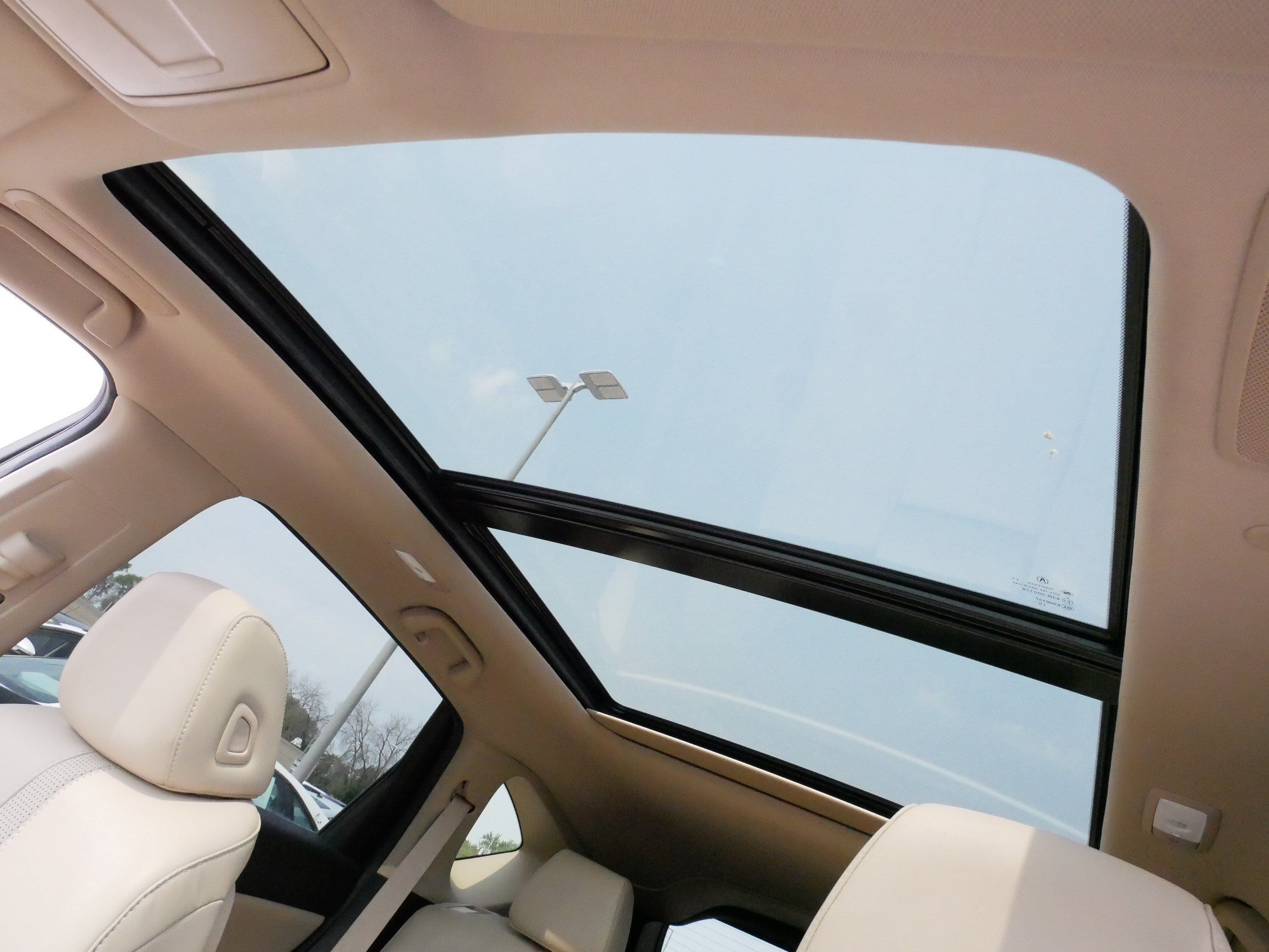 Used 2019 Acura RDX w/ Technology Package AWD/4WD image 31