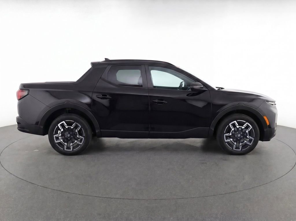 Used 2025 Hyundai Santa Cruz Limited AWD/4WD image 6