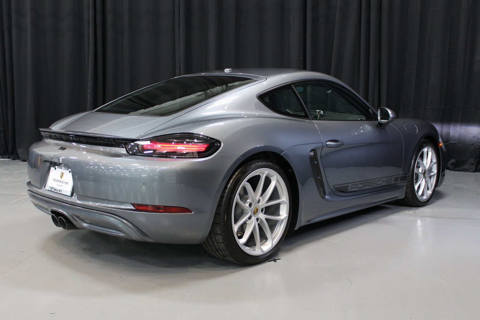 New 2025 Porsche 718 Cayman image 7