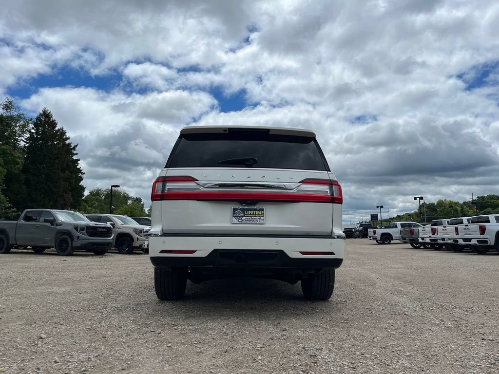 Used 2020 Lincoln Navigator Reserve w/ Luxury Package AWD/4WD image 11