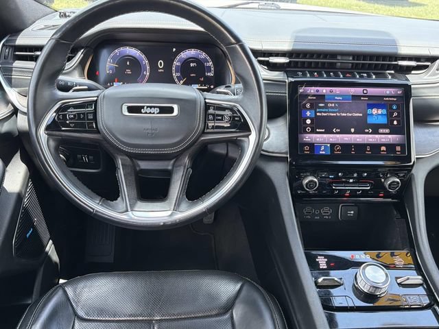 Used 2022 Jeep Grand Cherokee Overland AWD/4WD image 25