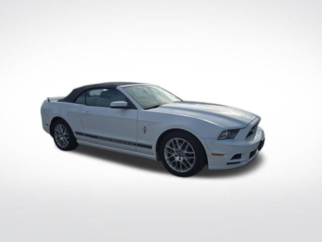 Used 2013 Ford Mustang Premium RWD video 1