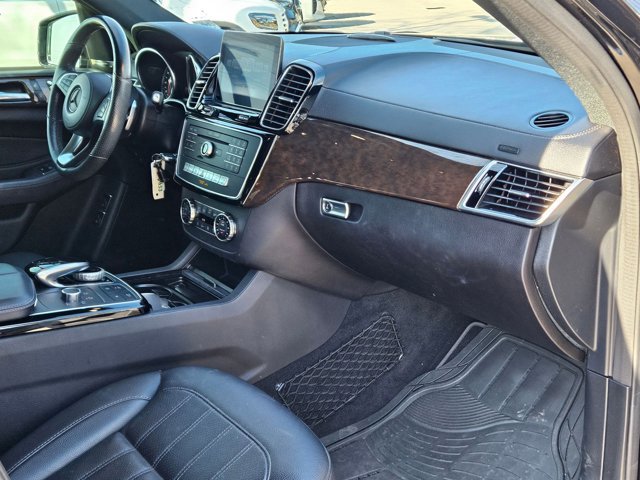 Used 2019 Mercedes-Benz GLS 450 4MATIC image 18