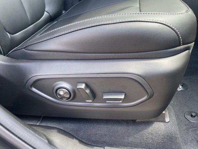 New 2025 Jeep Grand Cherokee L Limited w/ Trailer Tow Package image 31