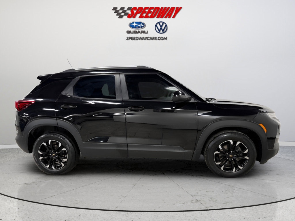 Used 2022 Chevrolet TrailBlazer LT w/ Convenience Package image 8