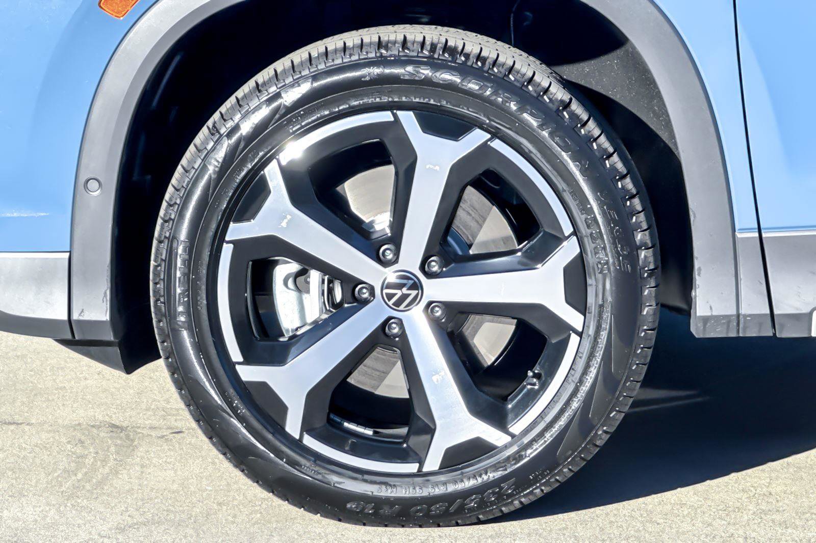 New 2026 Volkswagen Tiguan SE image 24