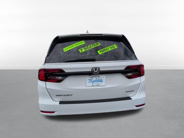 Used 2023 Honda Odyssey Sport image 4