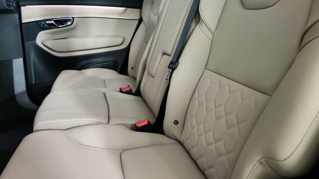 New 2026 Volvo XC90 T8 Plus w/ Protection Package AWD/4WD image 29