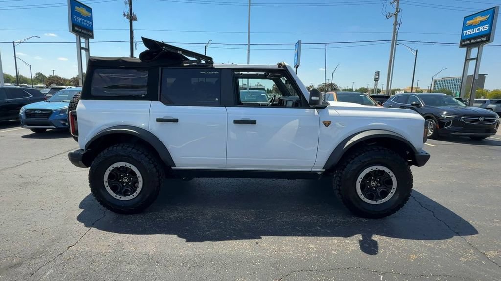 Used 2022 Ford Bronco Badlands AWD/4WD image 9