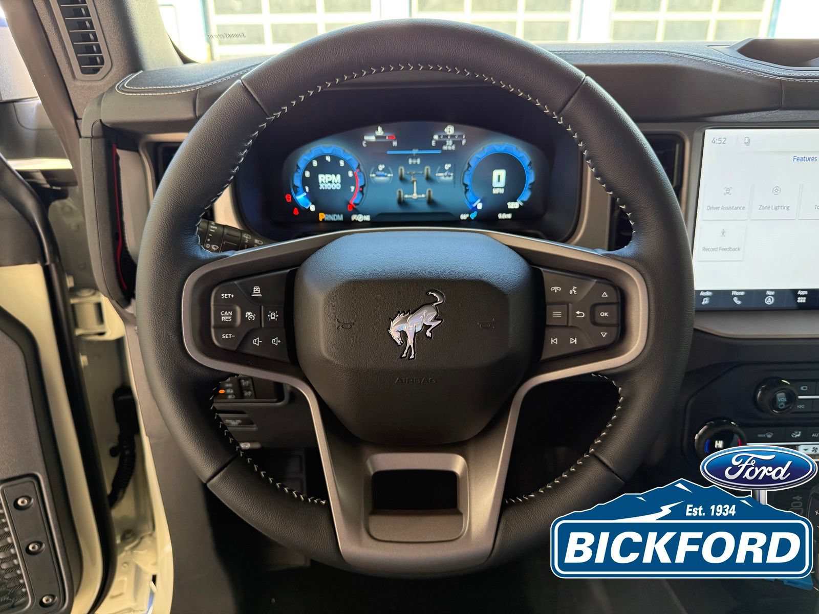 New 2026 Ford Bronco Outer Banks w/ Sasquatch Package AWD/4WD image 14