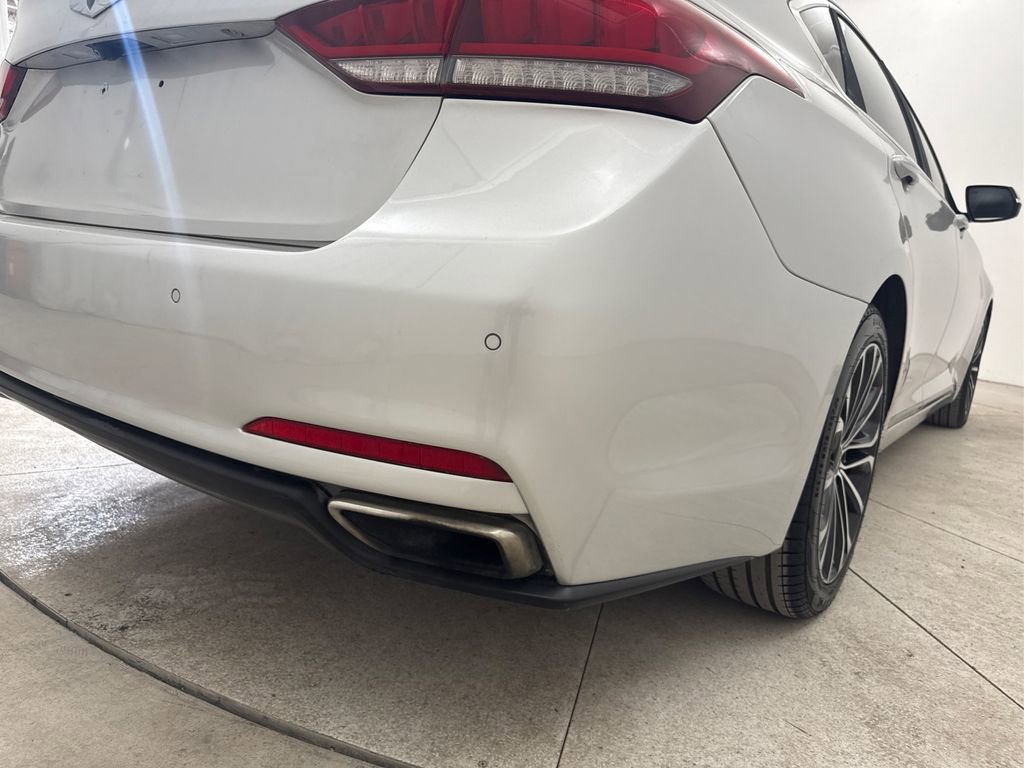 Used 2015 Hyundai Genesis 3.8 w/ Option Group 03 image 19