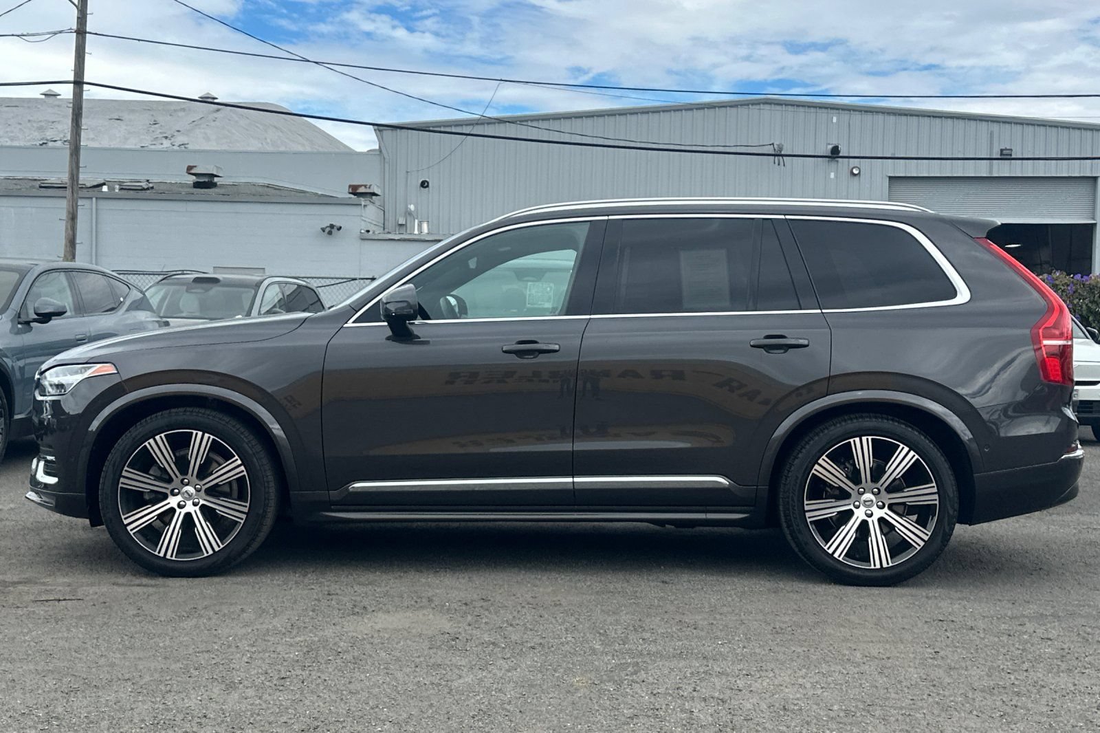 Used 2025 Volvo XC90 B6 Ultra w/ Lounge Package AWD/4WD image 5