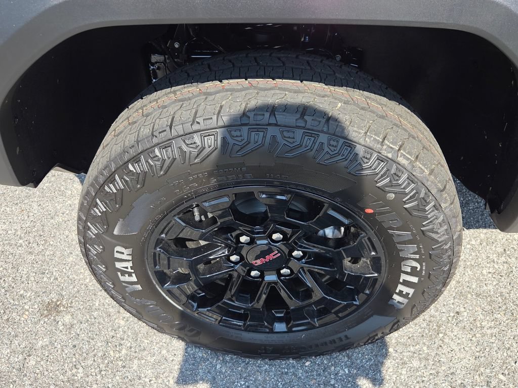 New 2026 GMC Canyon Elevation w/ Convenience Package RWD image 3