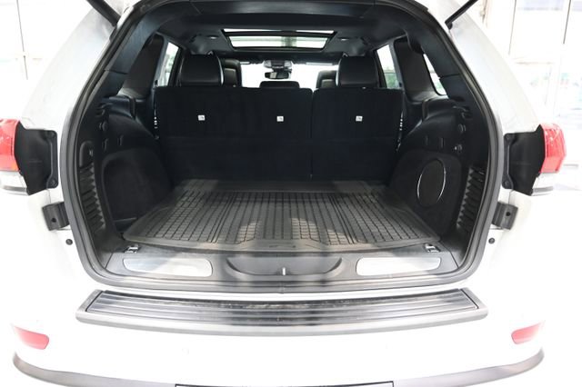 Used 2018 Jeep Grand Cherokee High Altitude AWD/4WD image 29