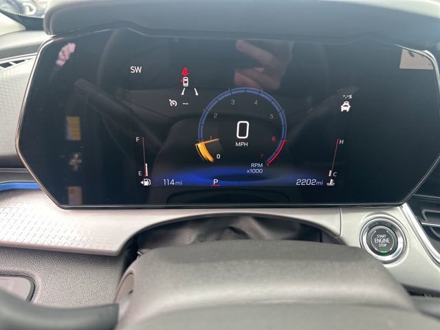 Used 2025 Chevrolet Trax LT image 17