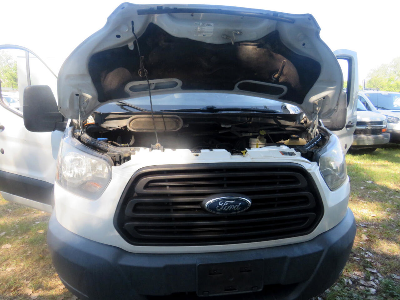 Used 2018 Ford Transit 250 250 Van Low Roof 60/40 Pass. 1 w/ Interior Upgrade Package image 29