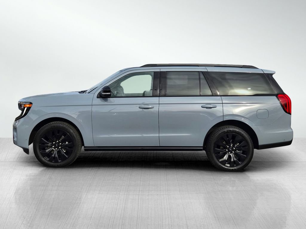 Used 2025 Ford Expedition Platinum w/ Stealth Appearance Package image 7