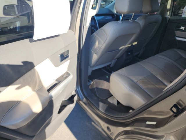 Used 2013 Ford Edge SEL FWD image 32