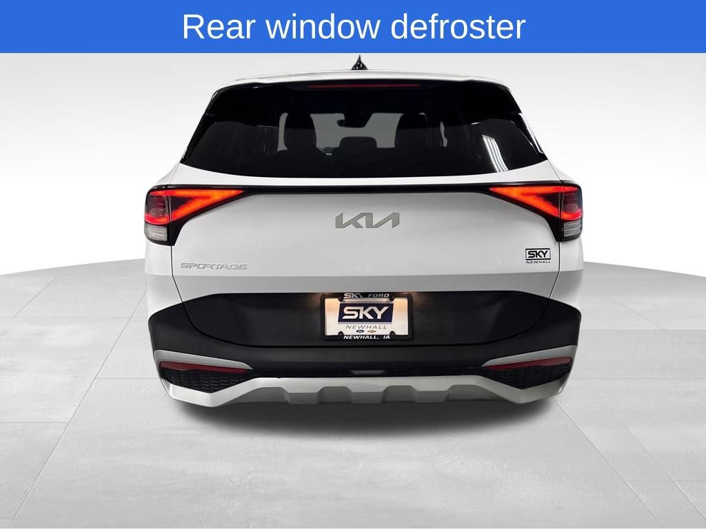 Used 2023 Kia Sportage EX image 4