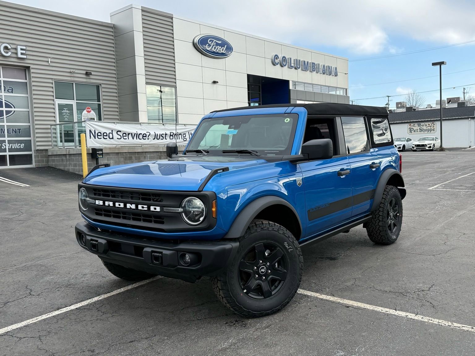 New 2025 Ford Bronco Big Bend w/ Black Diamond Package AWD/4WD image 1