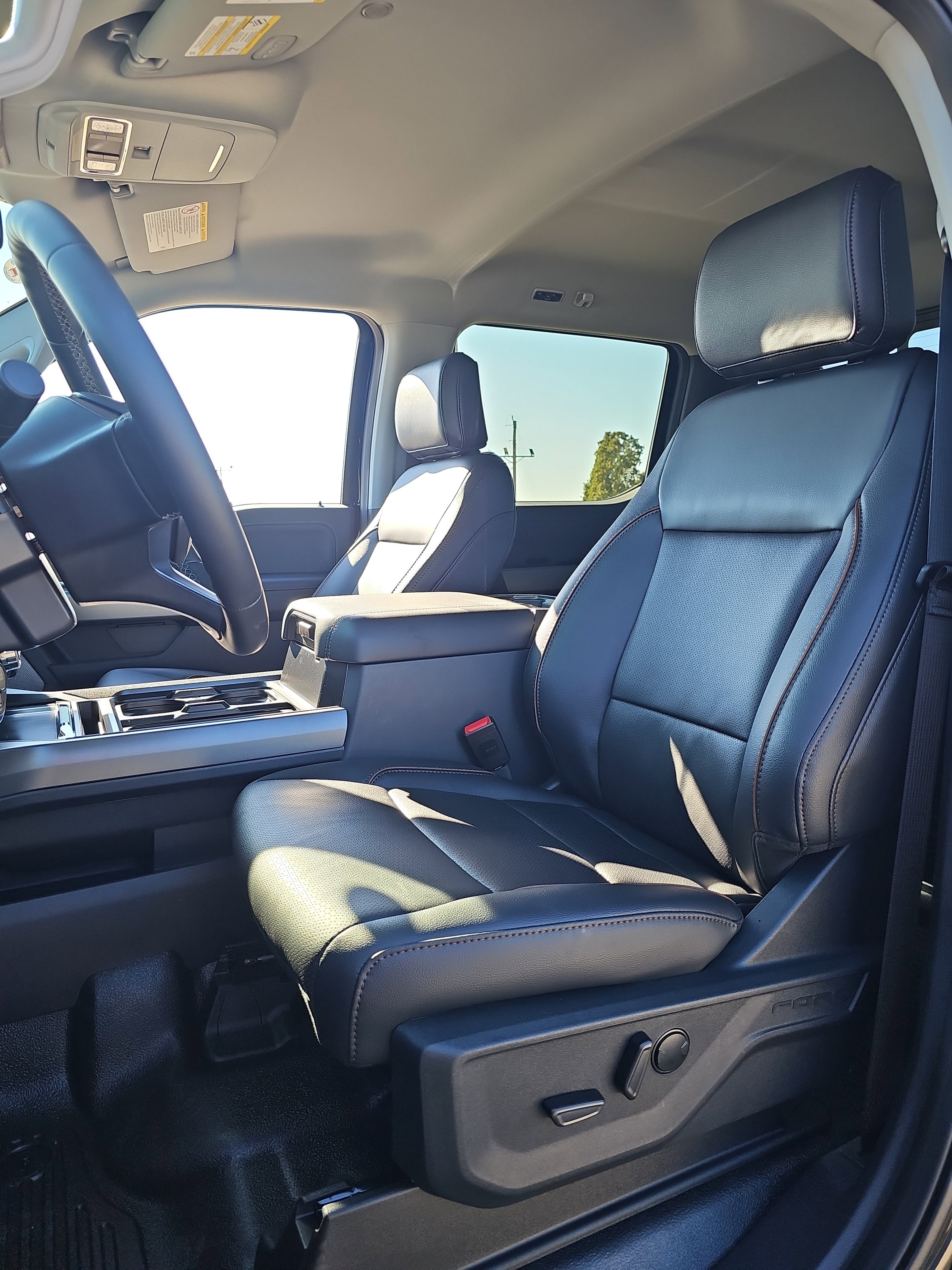 New 2026 Ford F350 Lariat image 19