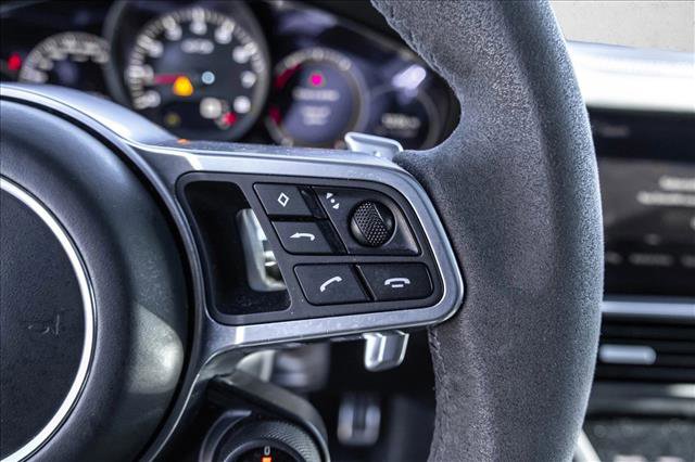 Used 2022 Porsche Cayenne GTS image 15