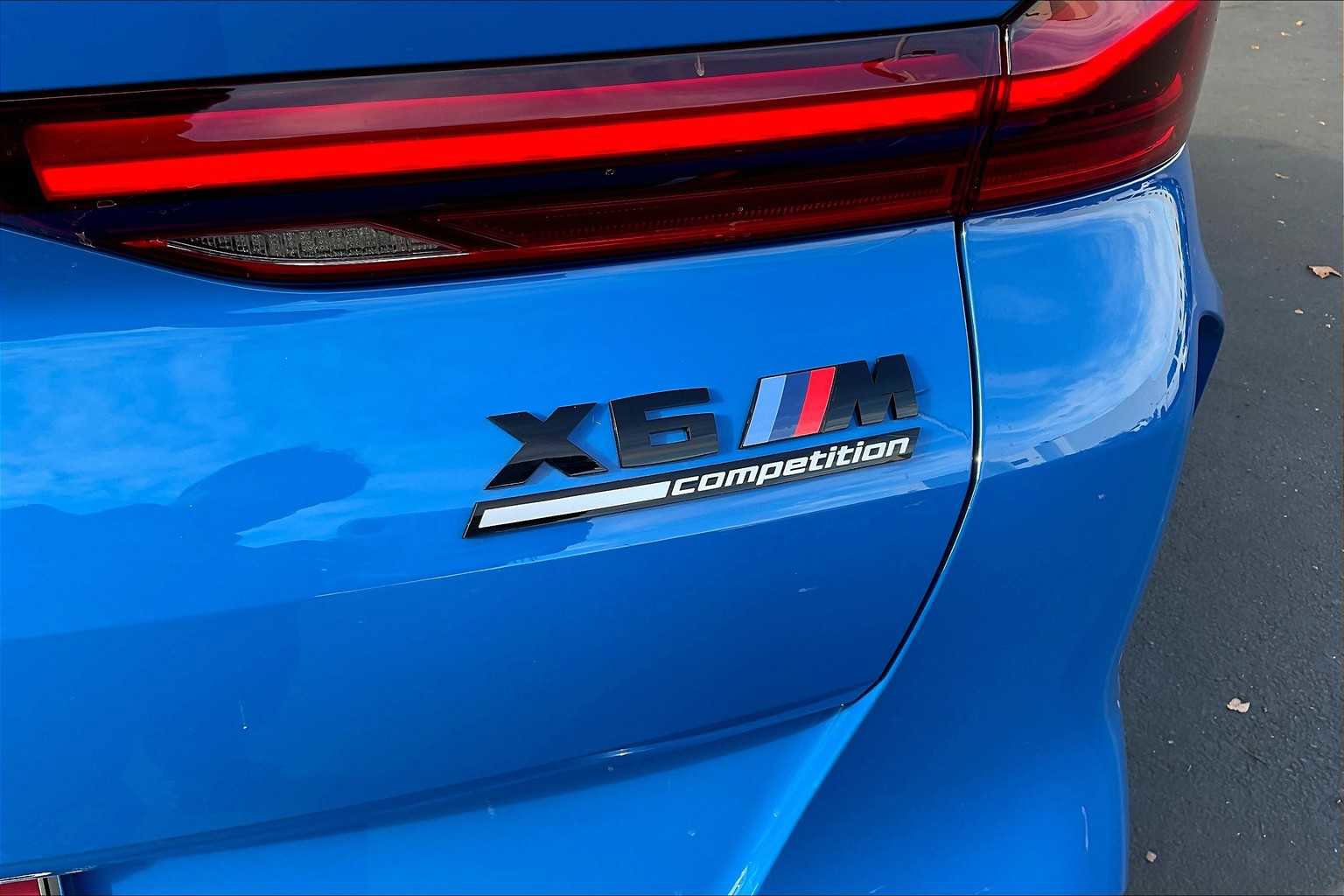 Used 2025 BMW X6 M Competition w/ Executive Package image 11