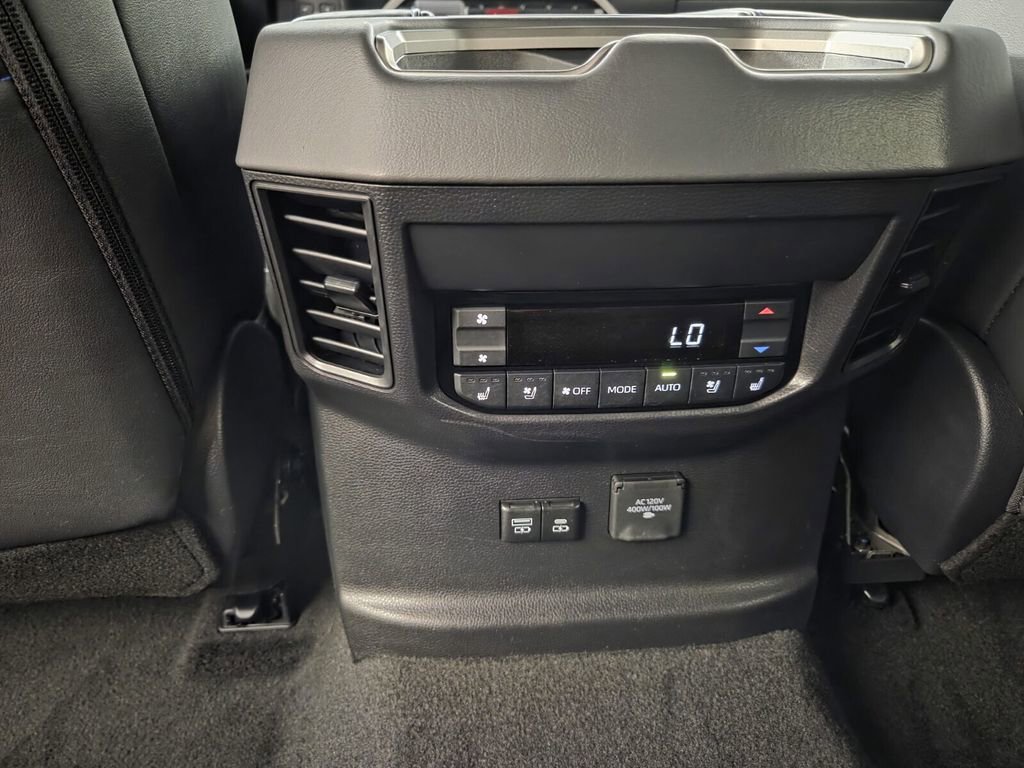 Used 2026 Toyota Sequoia Platinum image 28