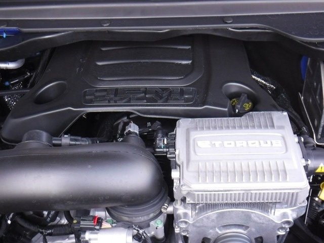 New 2026 RAM 1500 4x4 Crew Cab image 5