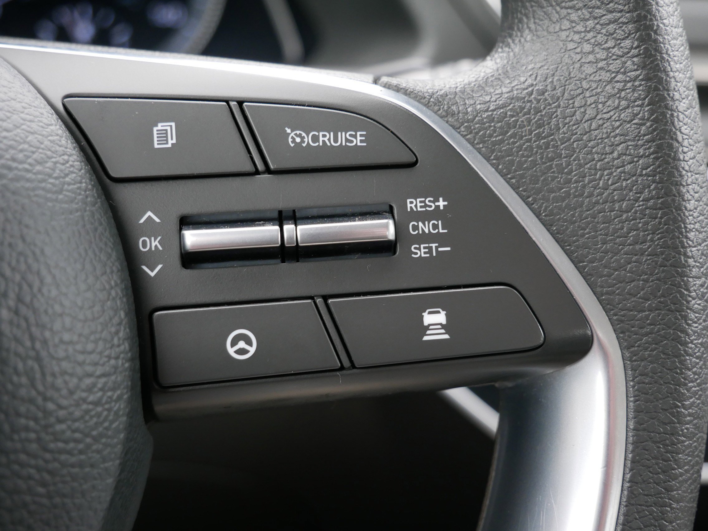 Certified 2023 Hyundai Sonata SEL w/ Preferred Accessory Package FWD image 28