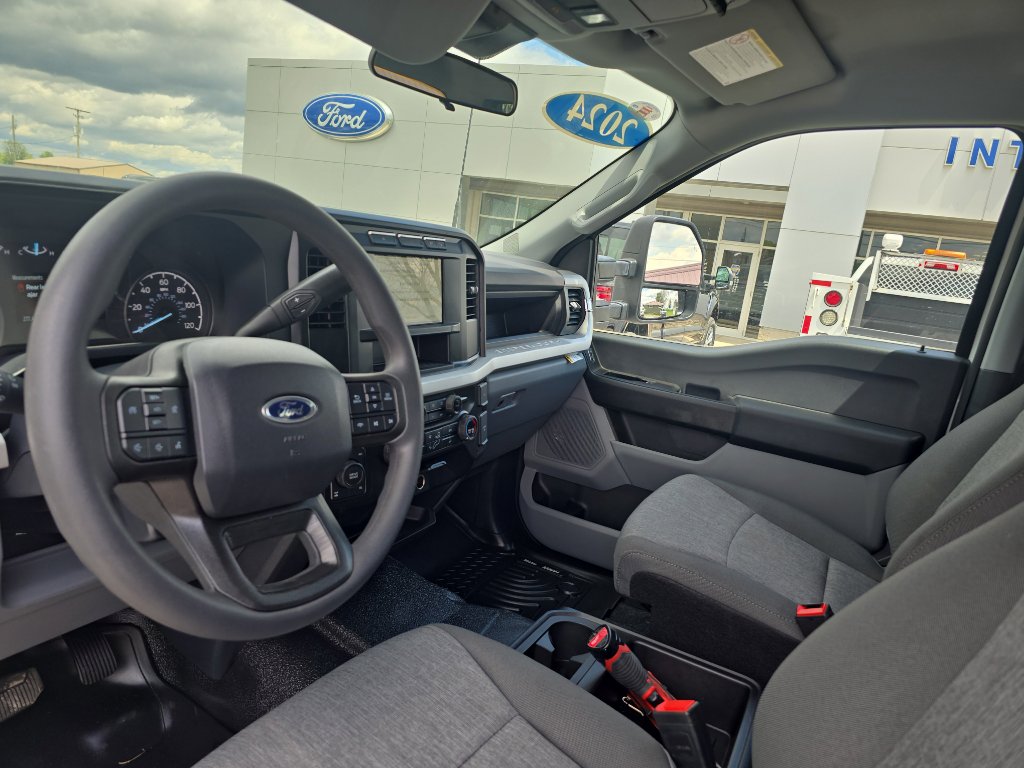 Used 2024 Ford F250 XL w/ 360-Degree Camera Package image 16
