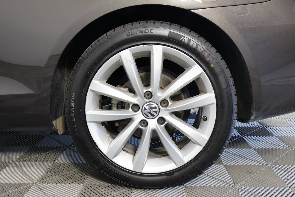 Used 2013 Volkswagen Eos Komfort FWD image 15