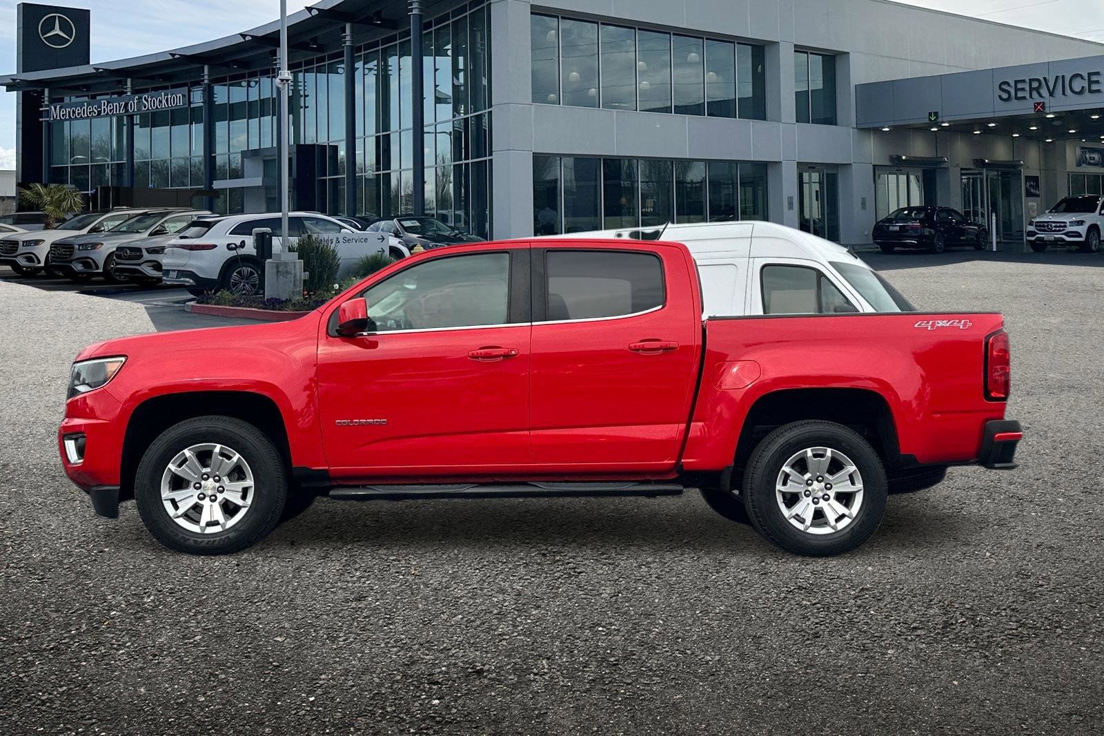 Used 2017 Chevrolet Colorado LT w/ LT Convenience Package image 7