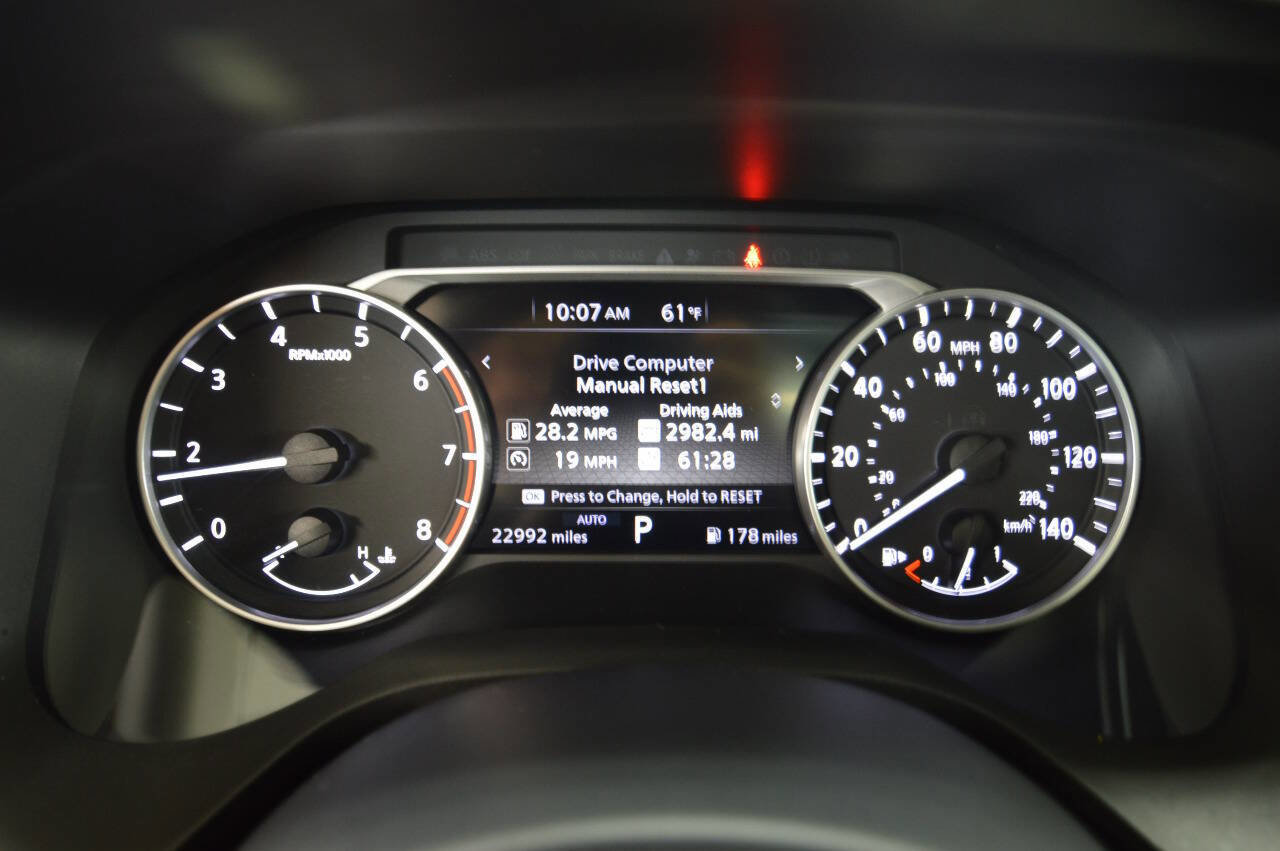 Used 2023 Nissan Rogue SV w/ SV Premium B Package AWD/4WD image 39