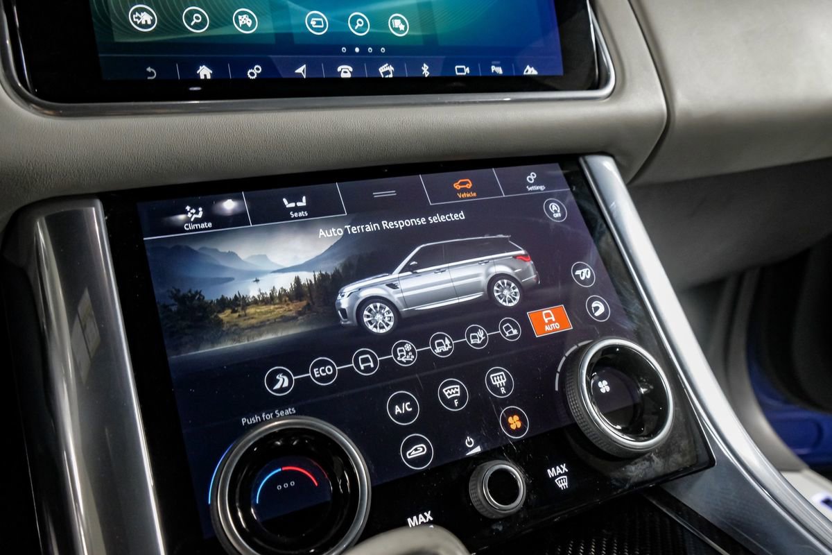 Used 2022 Land Rover Range Rover Sport SVR Carbon Edition image 25