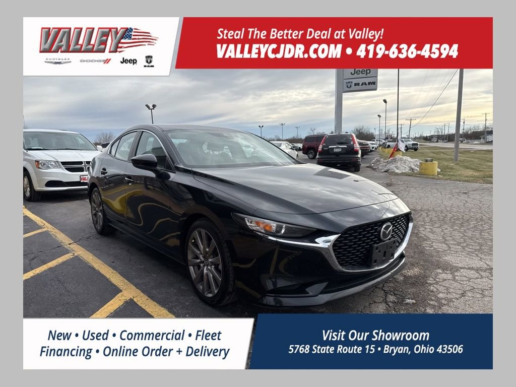 Used 2019 MAZDA MAZDA3 AWD Sedan w/ Preferred Package image 1