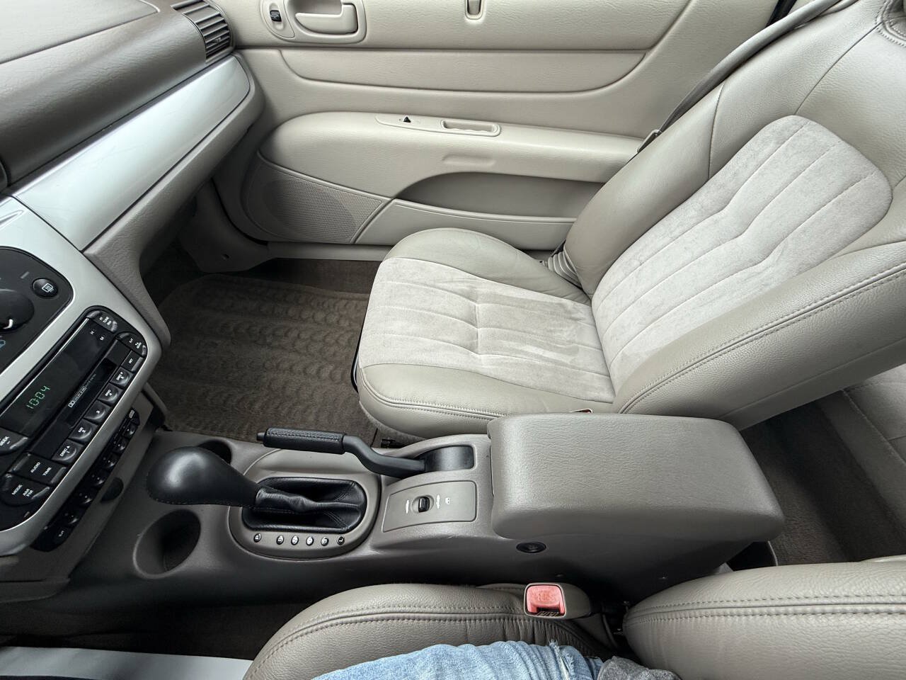 Used 2006 Chrysler Sebring Touring FWD image 21