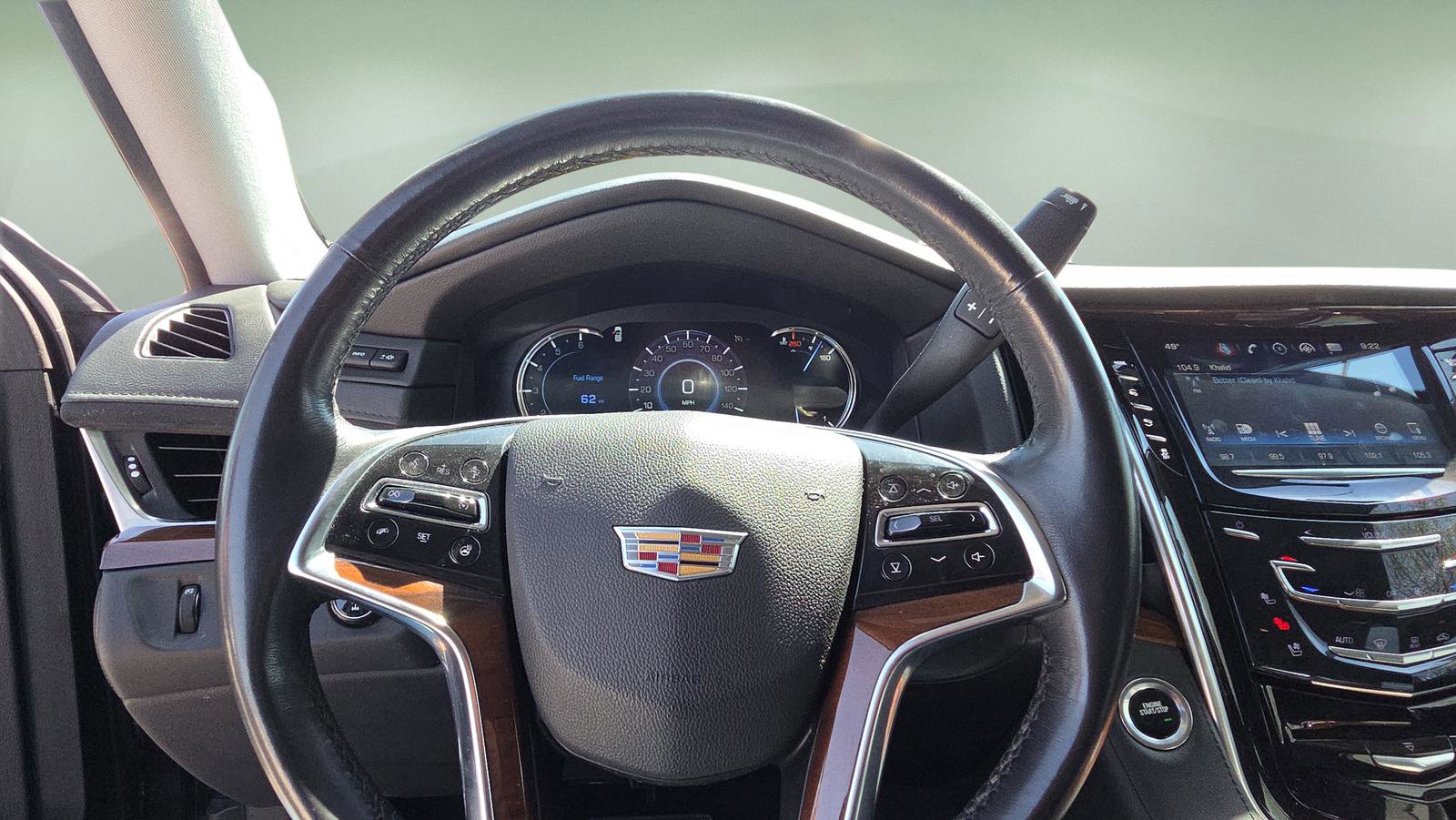 Used 2020 Cadillac Escalade Luxury image 12