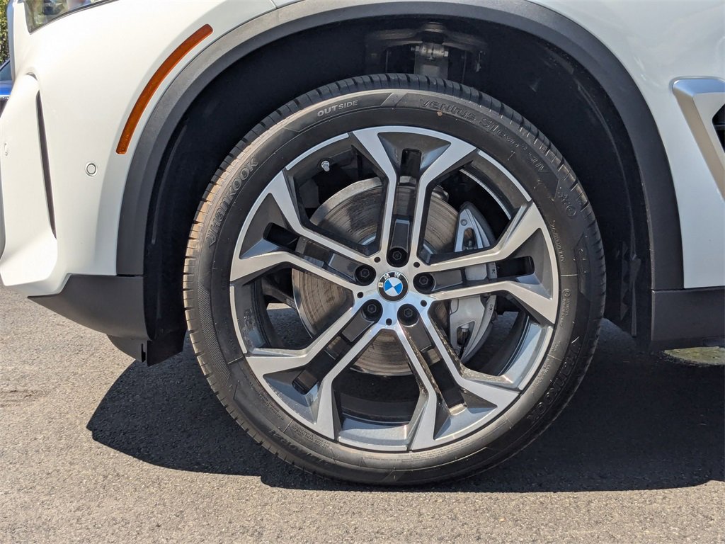 New 2026 BMW X5 sDrive40i image 28