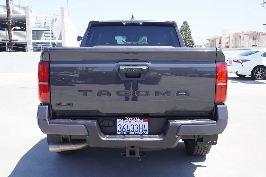 Certified 2025 Toyota Tacoma SR5 AWD/4WD image 6